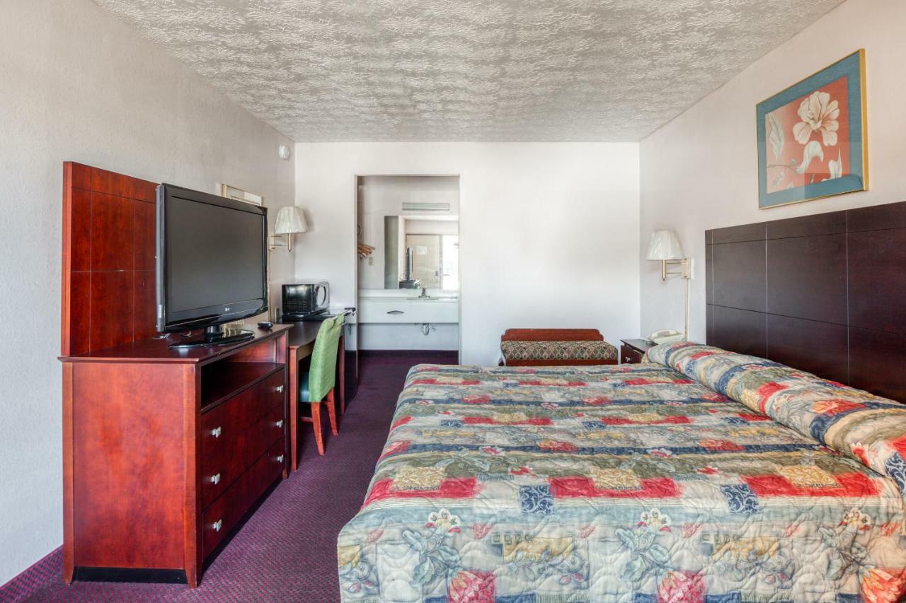 Oyo Hotel Decatur I-20 East & Wesley Club Dr Exteriör bild