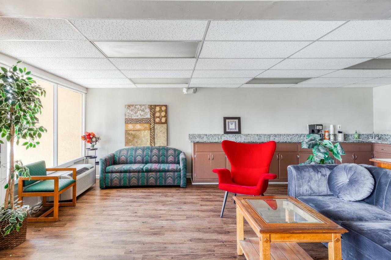 Oyo Hotel Decatur I-20 East & Wesley Club Dr Exteriör bild
