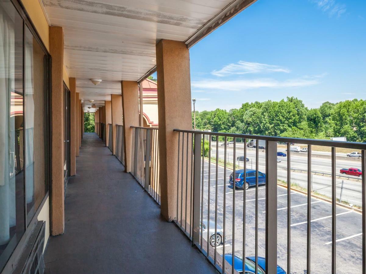 Oyo Hotel Decatur I-20 East & Wesley Club Dr Exteriör bild